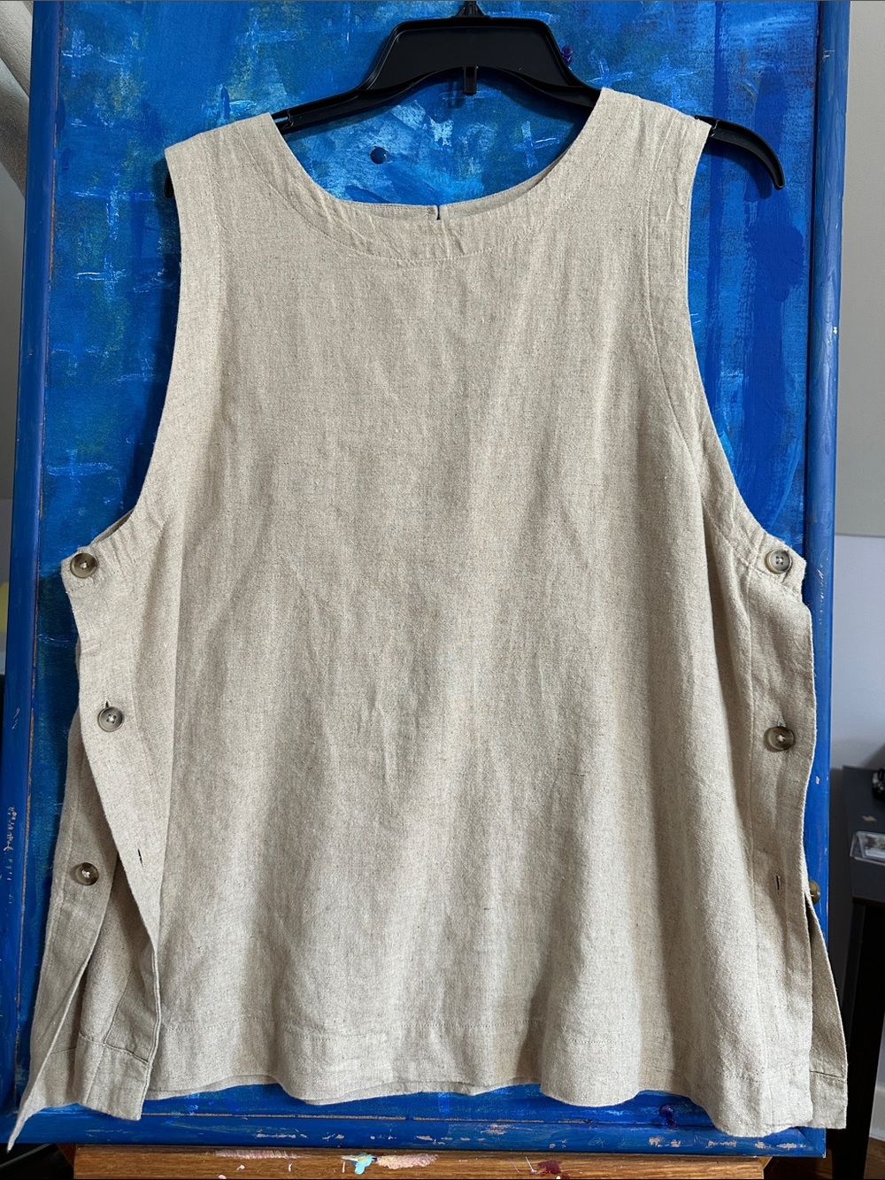 Universal Thread Cream Button-Side Linen Blend Tank